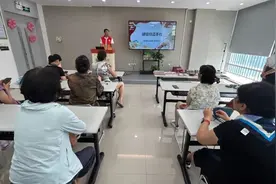 【美德信用建设】螺钿胸针手作，共赏非遗之美图片
