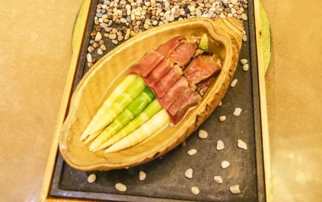 吃美了躺汤里！这个冬天，就“泡”在咸宁