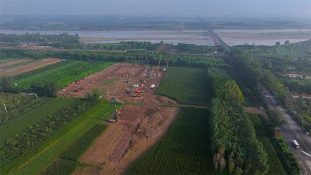 呼南高铁洛阳黄河公铁大桥主墩桩基完工