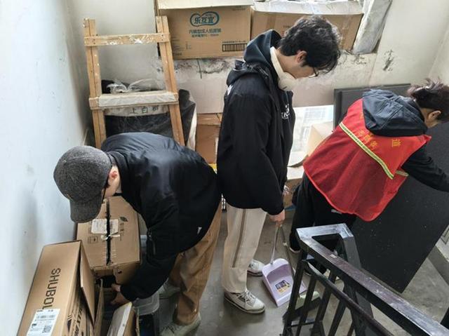 青春践使命，劳动庆五一