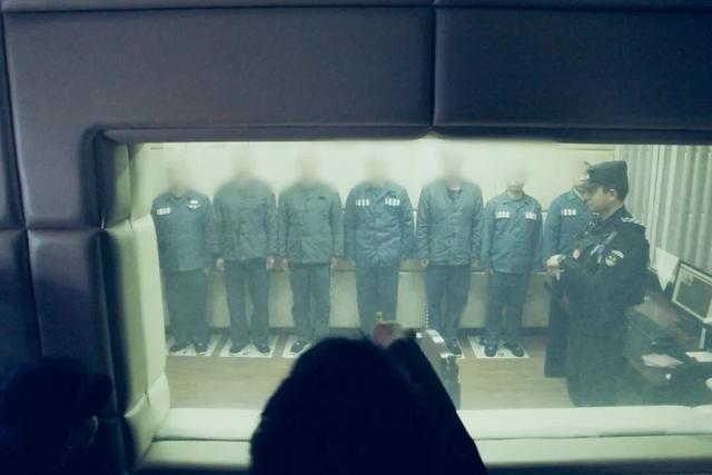 公安部A级通缉犯在狱中被揪出：13年从不使用真实口音，交流随时变调