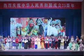 梅花盛放 香飘盛世｜庆祝中华人民共和国成立75周年秦腔梅花奖名家专场晚会隆重举行图片