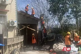 控违治违｜慈利县金慈街道“铁腕”拆除新增违建图片
