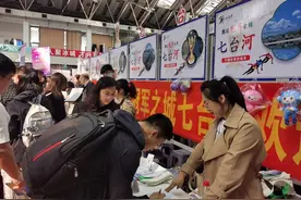 七台河：“市委书记进校园”再掀引才热潮图片