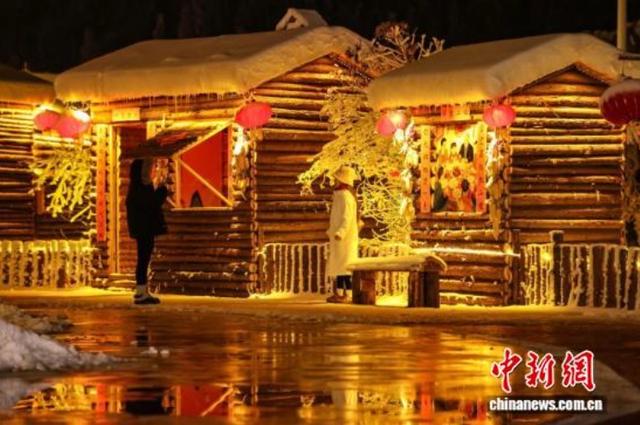 六盘水:“南国雪乡”吸引游客