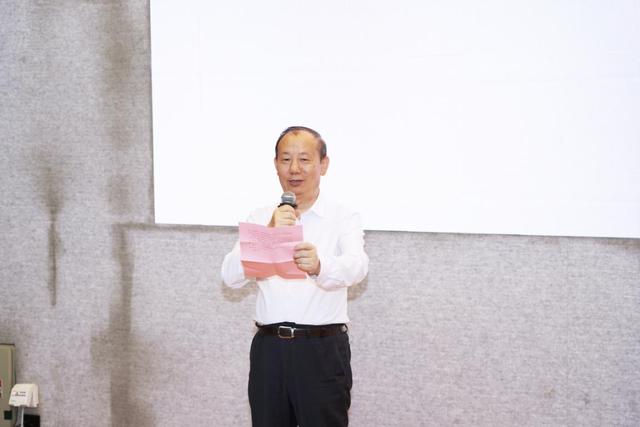聚焦沉浸式通信与网媒融合，中兴通讯、深大、清华联合论坛在深成功举办