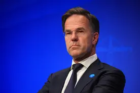 吕特正式出任北约新一任秘书长图片