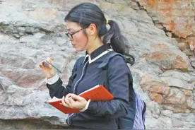 翻山越岭  野外勘探（工匠绝活）图片