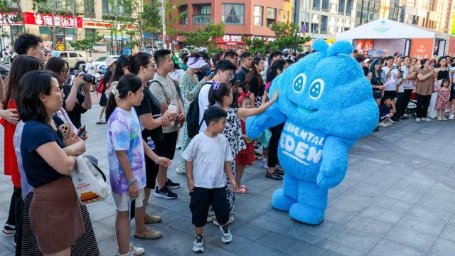 青岛：开学季福利来袭！夜场票上线 承包亲子时光的欢乐