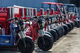 国产电动三轮车海外走红图片