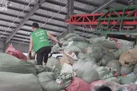 二手旧衣变尾单？直播间里藏猫腻图片