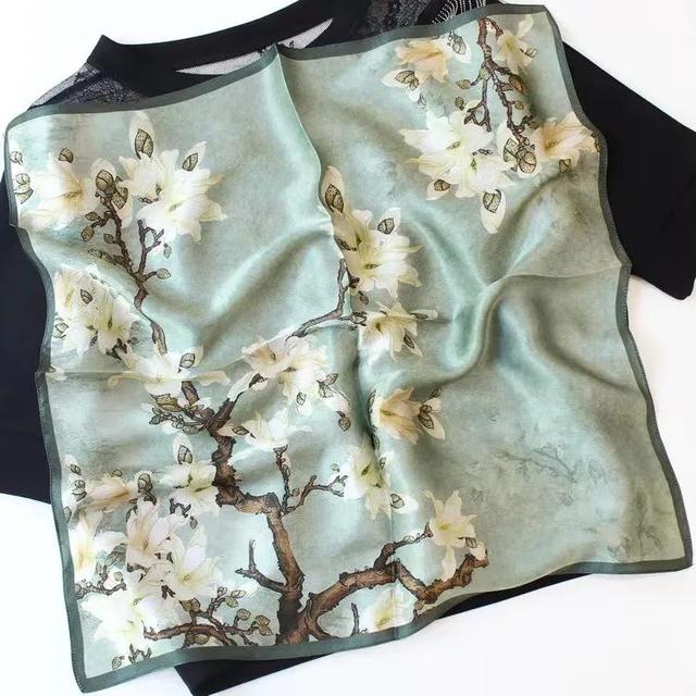 用一条丝巾，把百元单品穿出千元效果