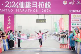 2024湖北首场马拉松比赛落幕，选手点赞  “仙桃人民很热情，赛道也很平整”图片