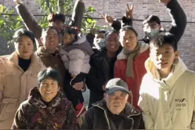 “梅姨案”被拐者申聪的春节：团圆与新生 | 封面深镜图片