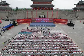 宁夏举行高校毕业生“三支一扶”计划期满人员专场招聘会暨新招募人员出征仪式图片