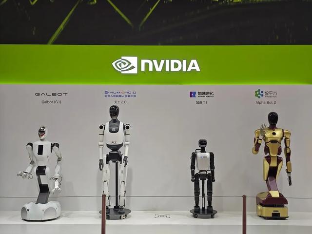 我们逛了链博会1.4万平数科馆，深扒黄仁勋盛赞的“中国供应链奇迹”