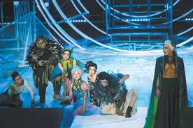 夜空下赴一场森林版《仲夏夜之梦》图片