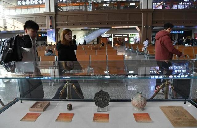 进站即“穿越”！西安站将盛唐十二坊“搬”进候车厅