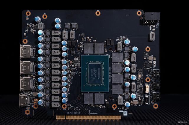 微星GeForce RTX 5080超龙SOC显卡评测：实力出众的“西装暴徒”