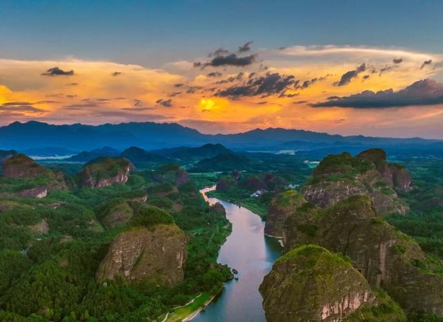 共赴山水之约，共绘合作新篇 | 2026龙虎山旅行商大会圆满落幕！