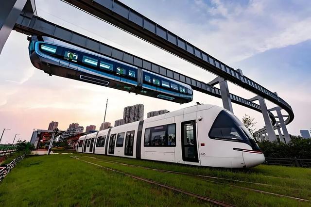 换个角度看荆楚——武汉光谷云端双体验！