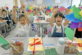 “入学高峰”焦虑怎么缓解？熊丙奇：增加基础教育学位供给图片