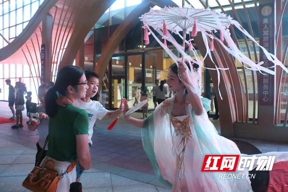 七夕缘起竹海 桃韵传递真情——桃江县2025七夕群众文化系列活动走笔
