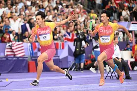 追光 | 跳级参赛、“断层”夺冠，这位16岁的小姑娘潜力无限！图片