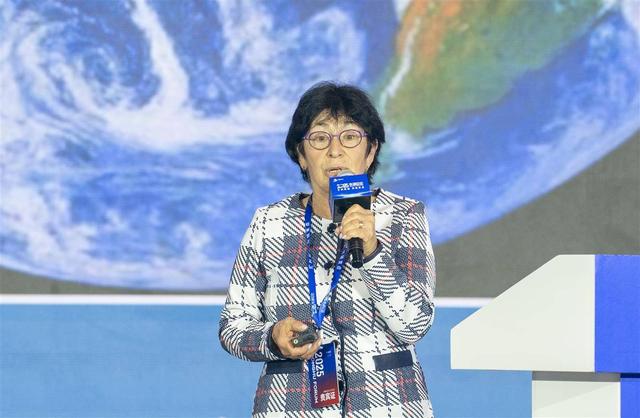 2025东湖论坛在武汉开幕