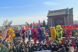 老家河南·浚县过年丨华北最大非遗社火在浮丘山庙会震撼登场图片