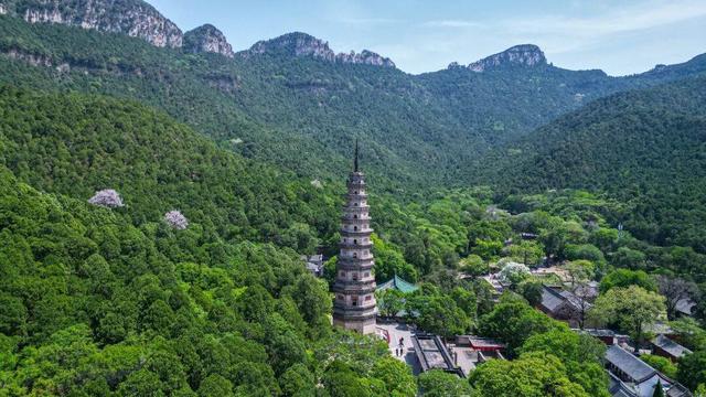 济南金秋打卡地TOP10发布！带你解锁泉城“醉”美秋天