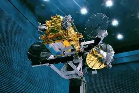 我国国产首颗全电推通信卫星亚太6E卫星成功投入运营图片