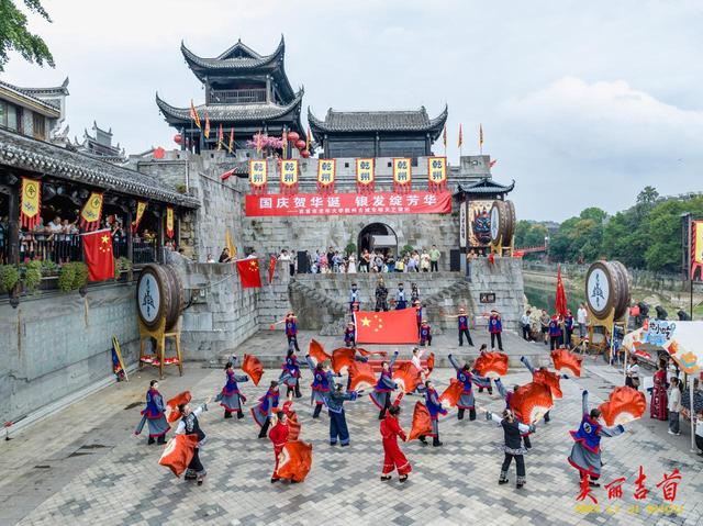组图 | 吉首市：双节文旅热起来
