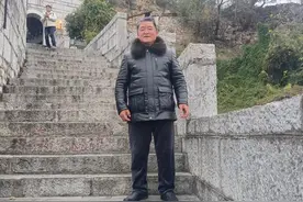 行走的“守护神”！退役老兵王健39年勇救50余人｜看见正能量图片