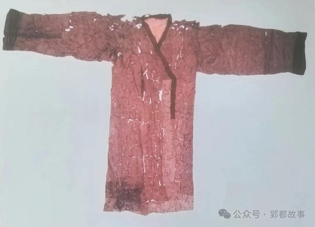 荆江评论：战国袍旅拍季持续走红的冷思考