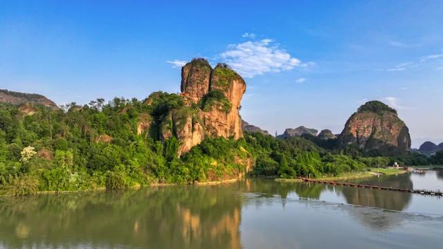 央视《大美中国》爆火23秒！这座“仙人秘境”藏不住了，赶紧安排！