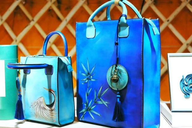 第二十一届冰雪那达慕开幕！呼和浩特文旅体验空间全是人从众！