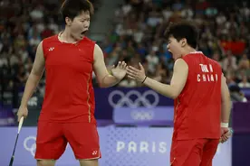 锁定金牌！国羽女双新秀再克强敌与“凡尘”会师图片