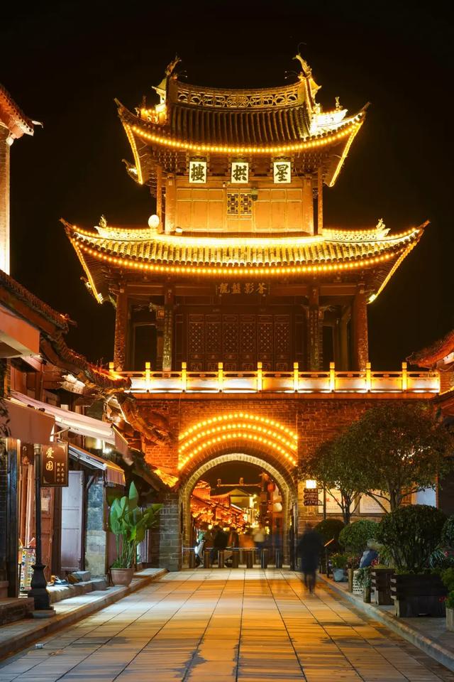 来吹吹晚风吧！大理这些地方越夜越美丽