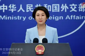 中国政府机关禁用苹果手机？外交部回应了图片