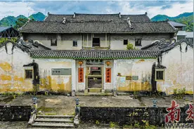 百年华萼楼 见证沧桑史图片