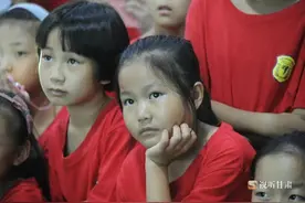 从蓝色黄河到蓝色多瑙河 浴妈妈带着她在维也纳歌唱图片