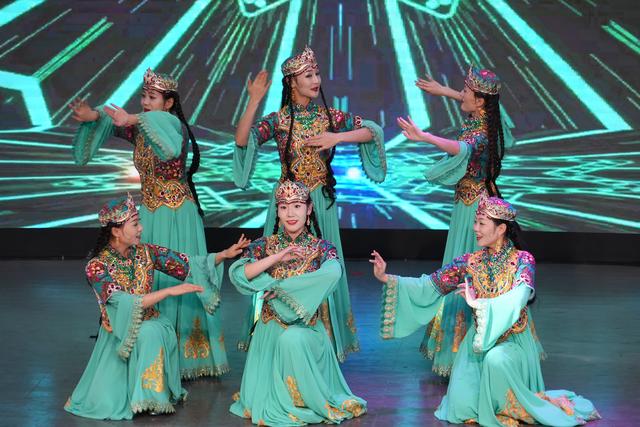 明年1月1起，洛阳市民免票畅游新疆“东大门”