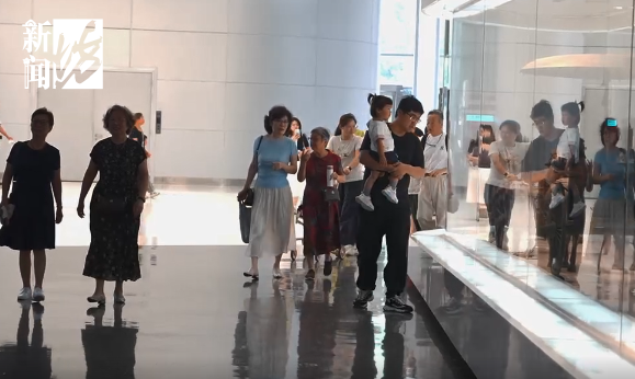上海迪士尼,乐高乐园,东方明珠,豫园…纷纷加入↗游客惊呼"太实惠"！