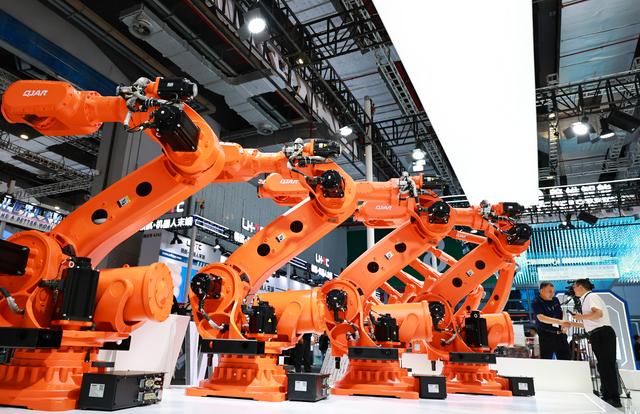 习近平总书记引领中国经济收官“十四五”擘画新蓝图