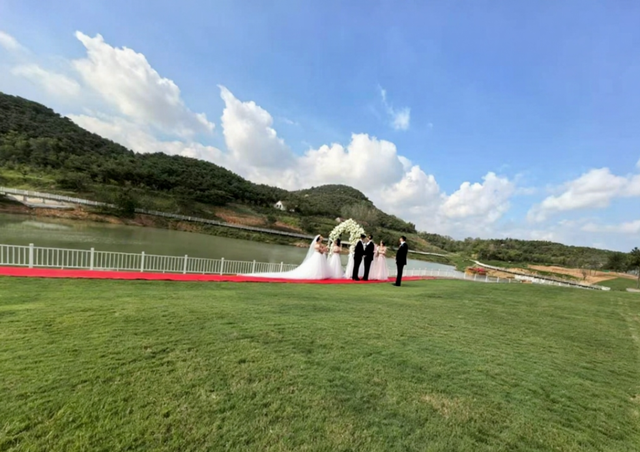 日照一全新打卡地！也太美太治愈了吧！