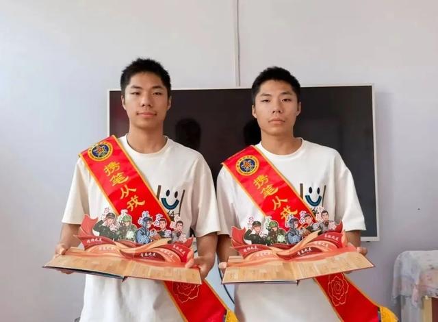 3位“张翔宇”考上国防科技大学，称“好名字要配好作为”，此前还有三对双胞胎考上国防科大