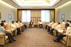 王立奇会见胡精沛等企业家图片