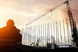 风雨同舟二十年 悉心呵护三亿人——《工伤保险条例》实施20年保障职工权益护航企业发展图片