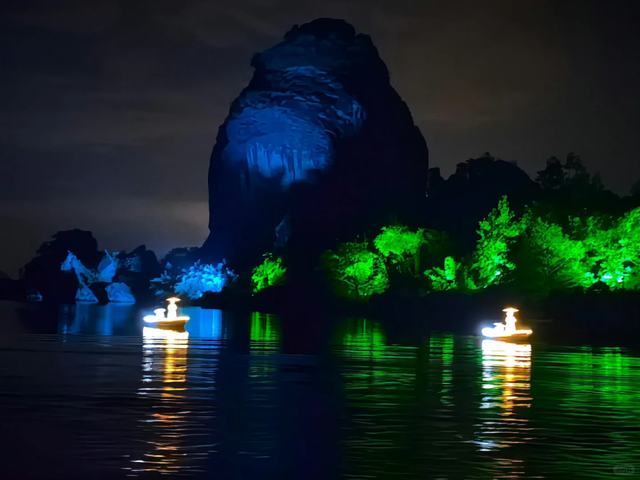 登高望远在龙虎，重阳遇见好秋光！